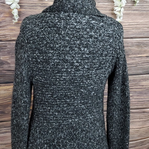 Cache Cardigan - Picture 4 of 6